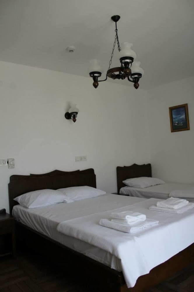 Kaptan Motel Siğacık Exteriör bild