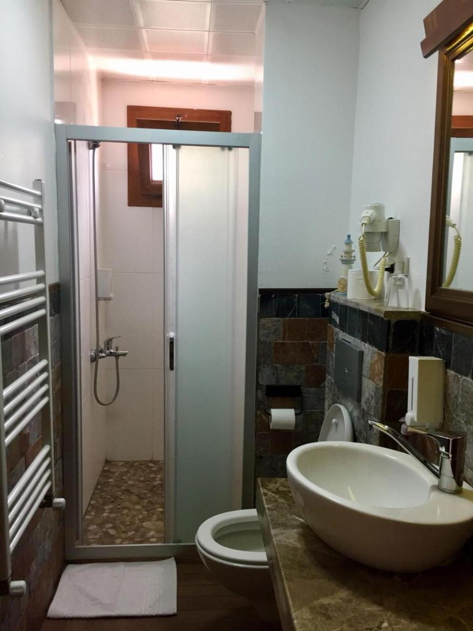 Kaptan Motel Siğacık Exteriör bild